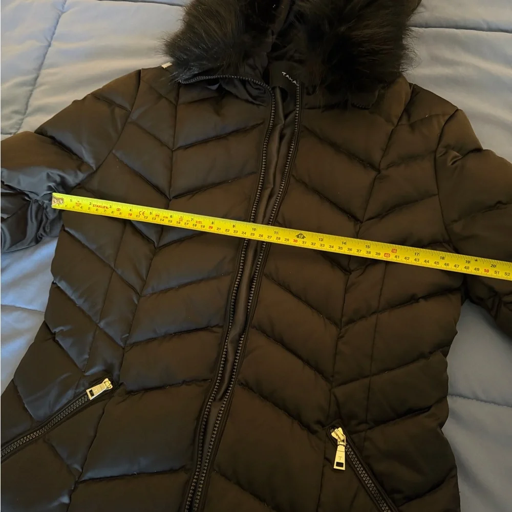 Tahari Black Down Puffer Coat with Removable Faux Fur Hood | Size M | Like New - Picture 14 of 16